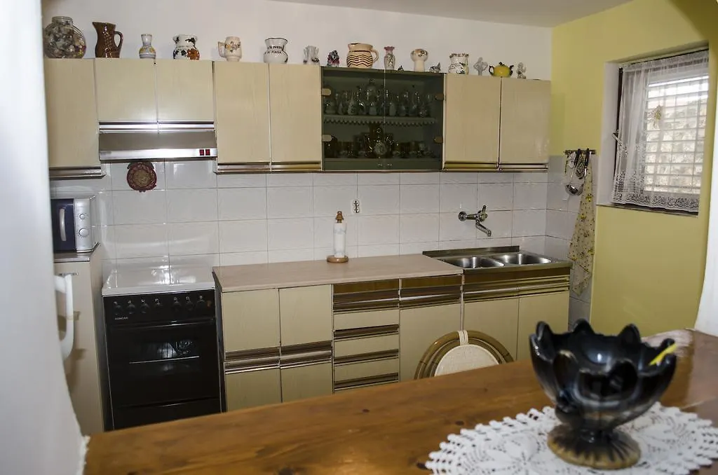 Apartment Macan Bale Hırvatistan