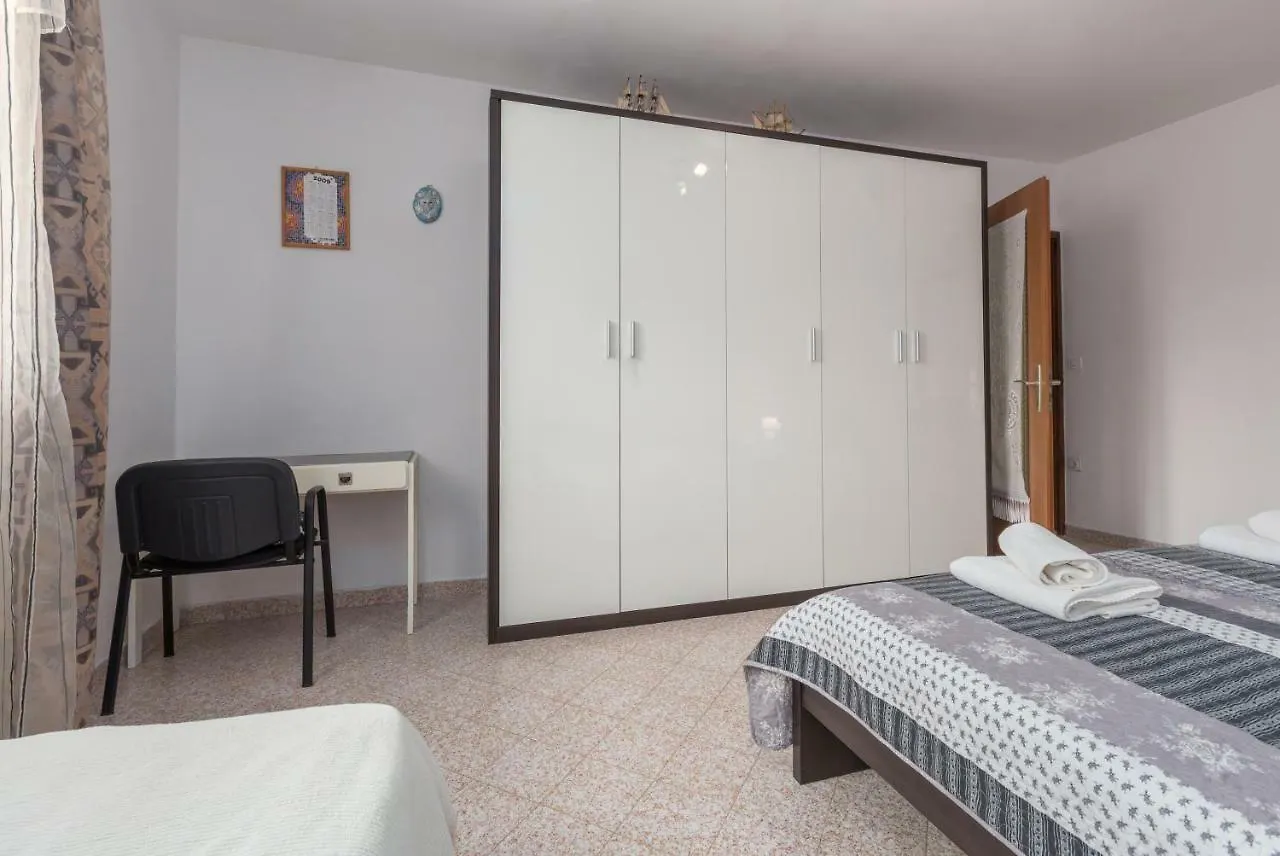 Apartment Macan Bale Hırvatistan